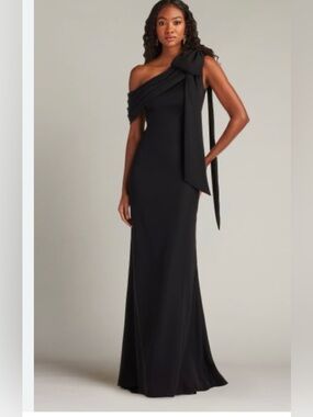 Tadashi Shoji One-Shoulder Crepe Column Gown
